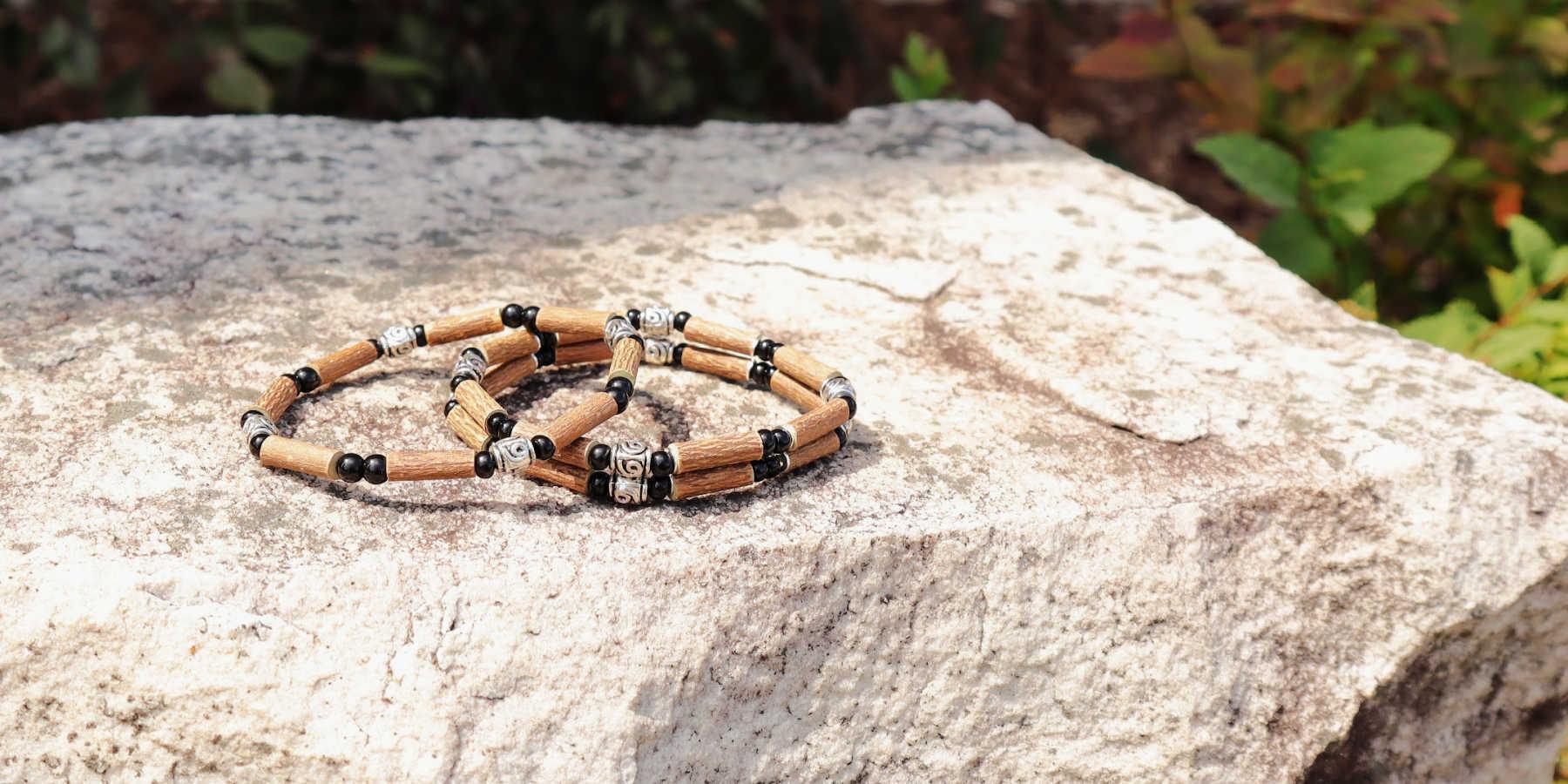 Hazelwood Bracelets - Pur Noisetier | Pure Hazelwood