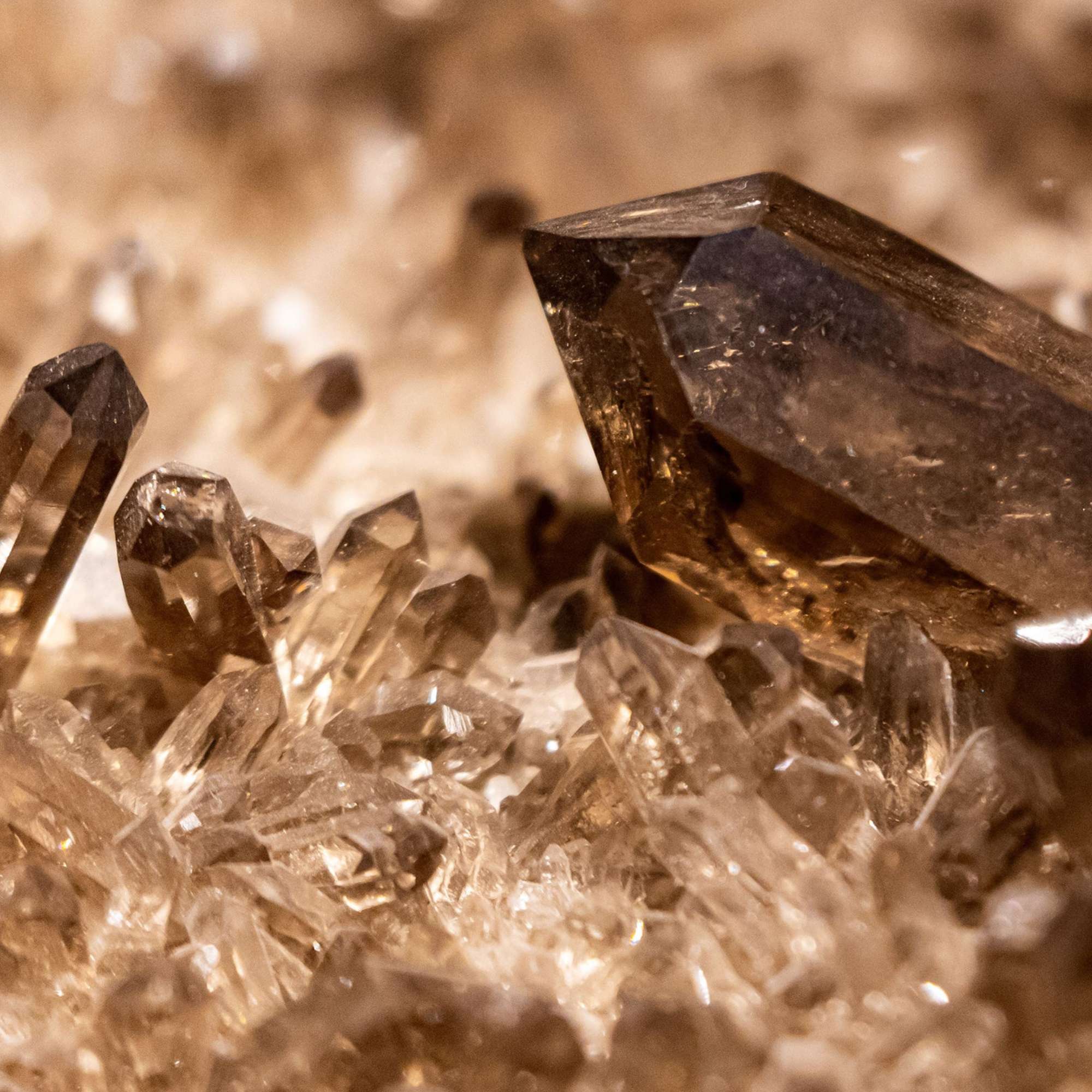 SMOKY QUARTZ