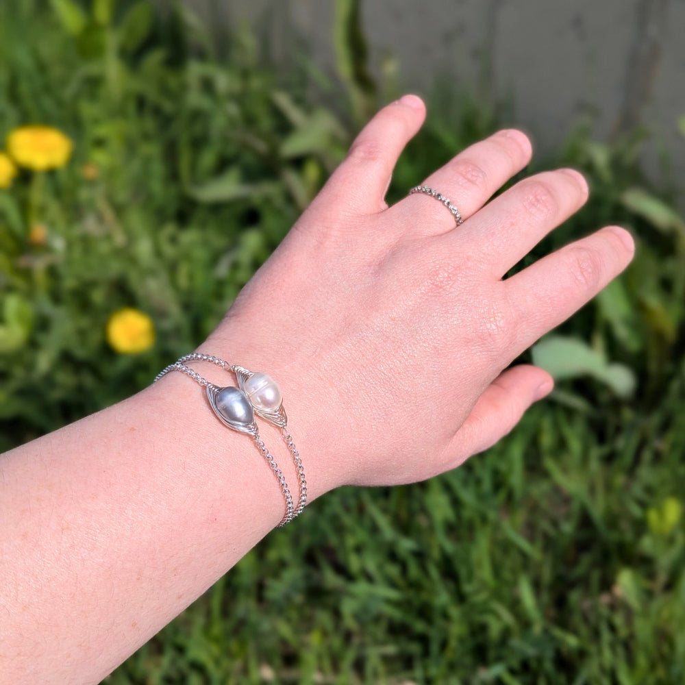 XX15 | Natural Grey Pearl Silver Slider Bracelet
