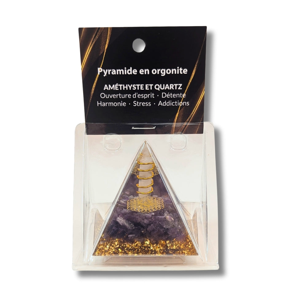 P02 | Pyramide en orgonite, améthyste et quartz