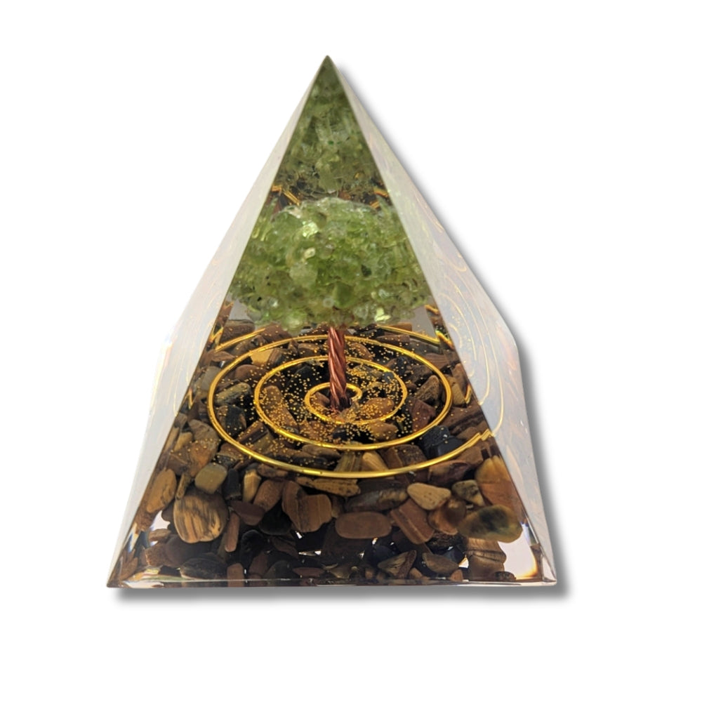 P04 | Pyramide en orgonite, péridot et œil de tigre