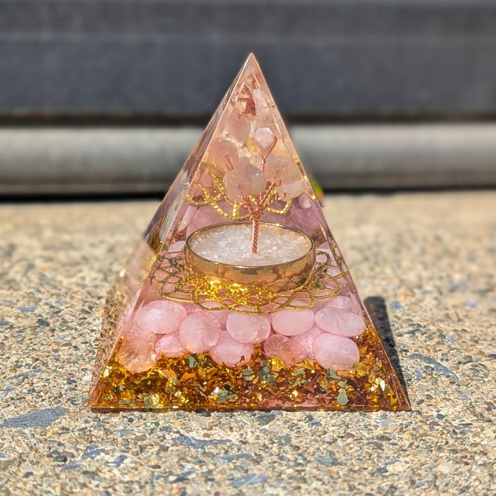 P15 | Rose Quartz Orgonite Pyramid