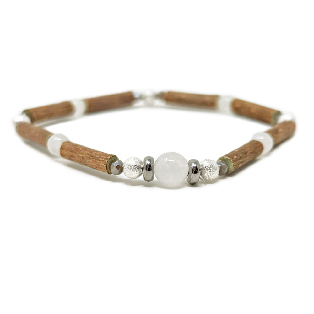 S05 | Hazel wood & white quartz