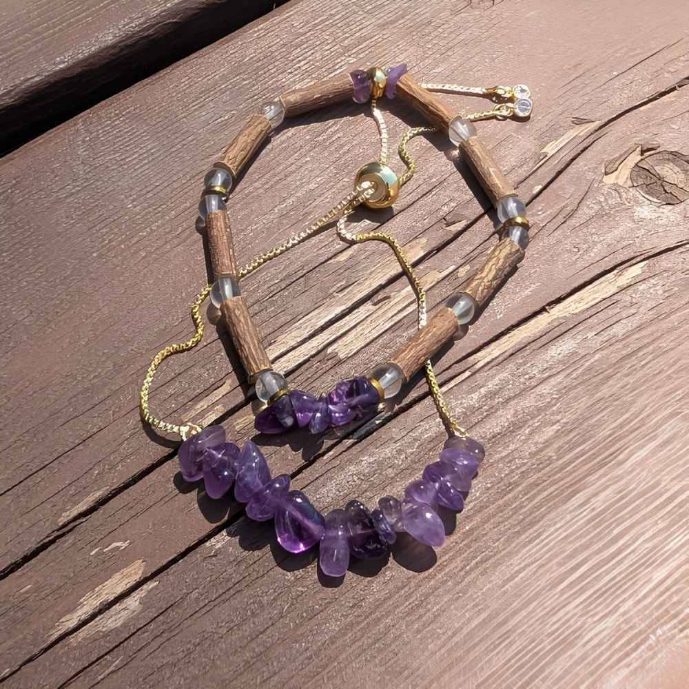 X25 | Amethyst Chip Golden Bracelets