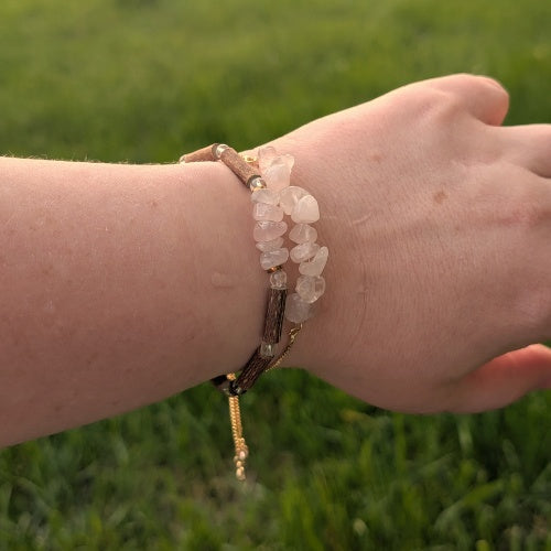 X24 | Rose Quartz Chip Golden Bracelets