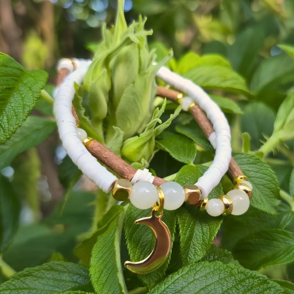 X28 | Trio de bracelets chips avec pierre de lune et accents dorés