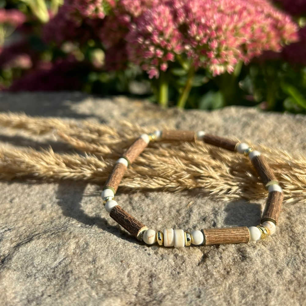 S01 | Hazel Wood, Beige & Gold Single Bracelet