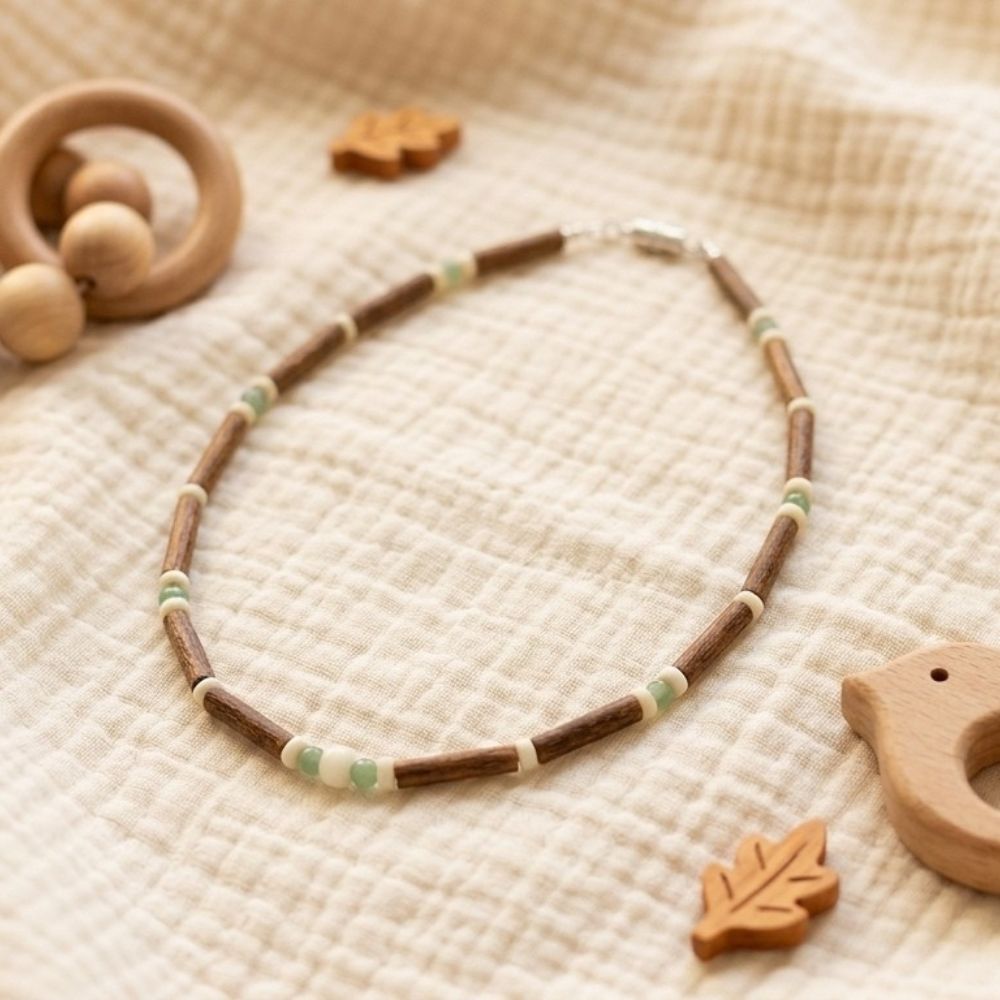 B09 | Hazel Wood & Aventurine Baby & Toddler Necklace (0-4 Years)