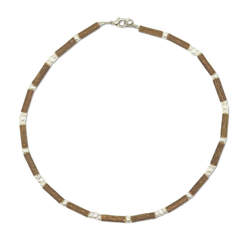 E05 | Hazel Wood & White Pearls Kid Necklace (4-10 Years)