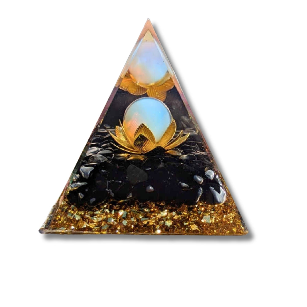 P11 | Pyramide en orgonite, obsidienne noire