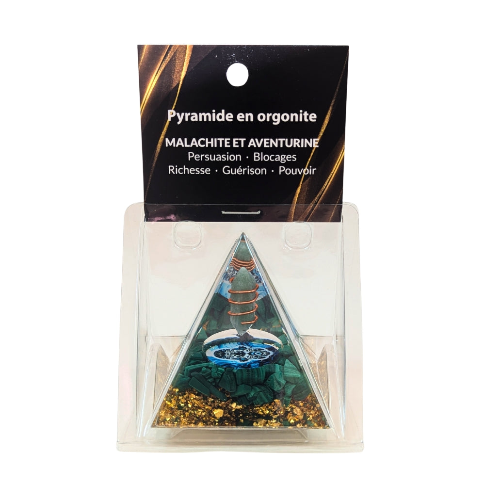 P08 | Pyramide en orgonite, malachite et aventurine